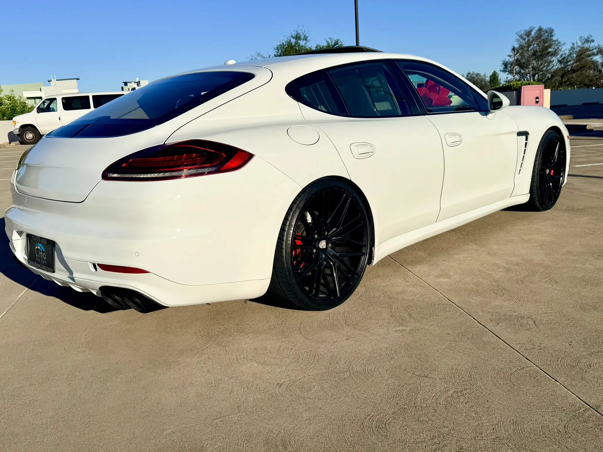Used 2015 Porsche Panamera GTS AWD/4WD image 18