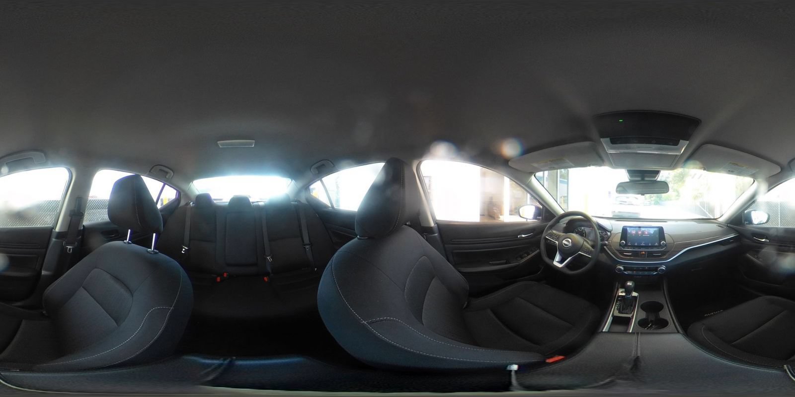 Used 2025 Nissan Altima 2.5 SV FWD image 42