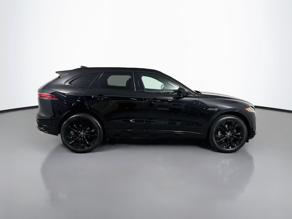 Certified 2026 Jaguar F-PACE R-Dynamic S AWD/4WD image 4
