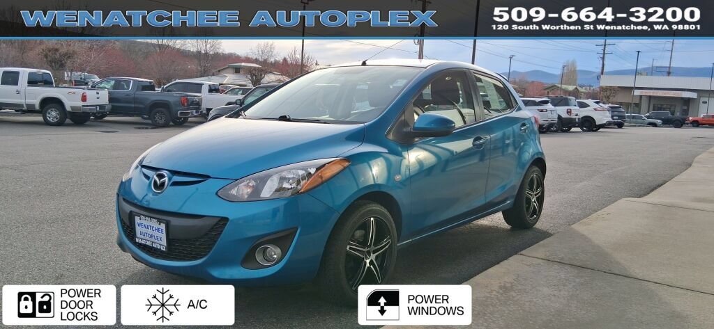 Used 2011 MAZDA MAZDA2 Touring FWD image 1