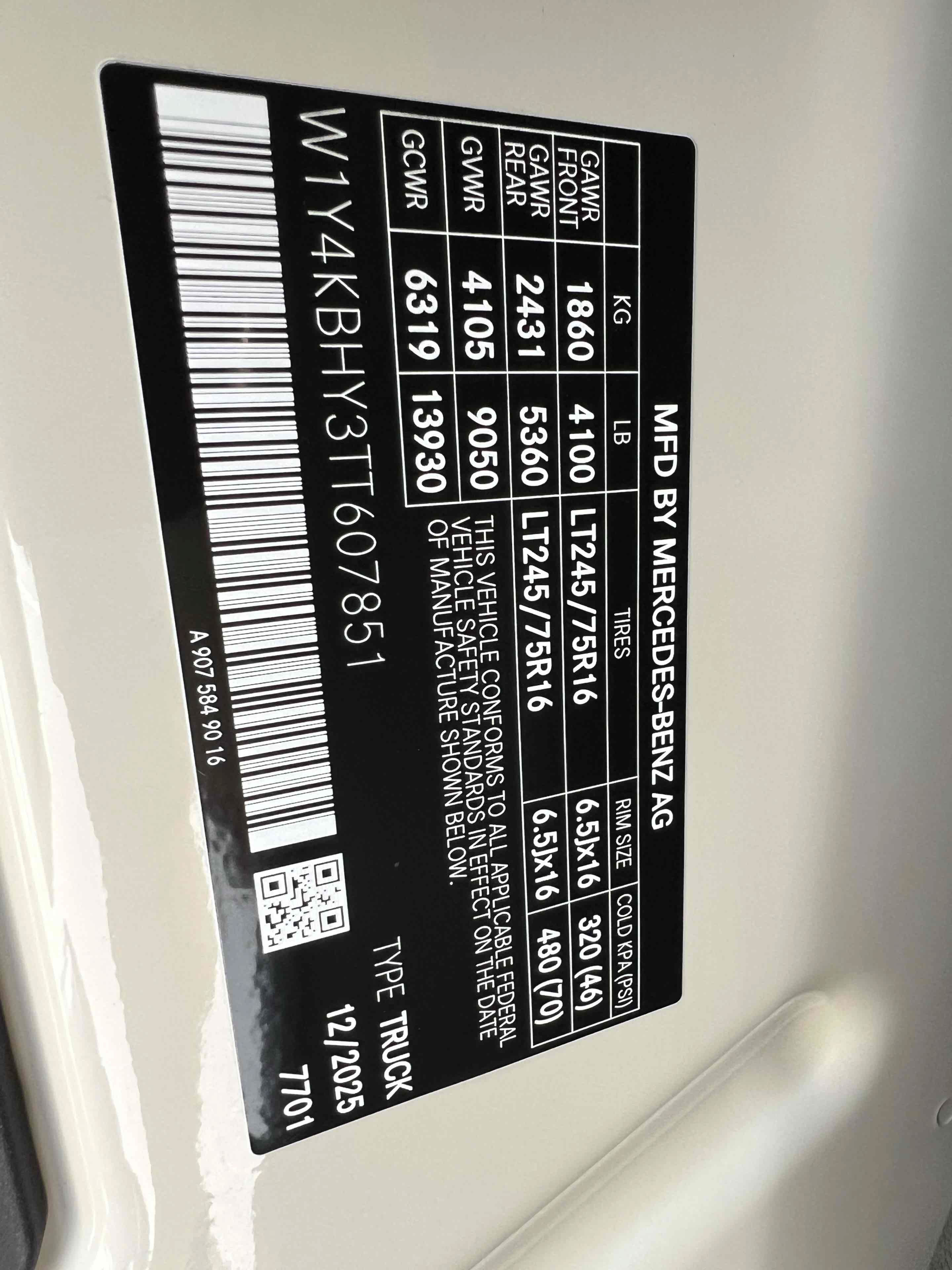 Used 2026 Mercedes-Benz Sprinter 2500 image 9