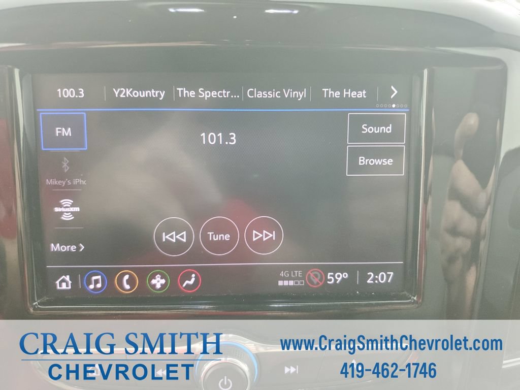 Used 2021 Chevrolet Traverse LT FWD image 23