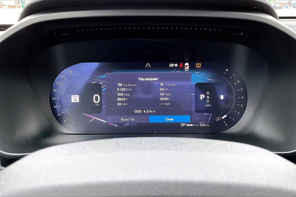 Used 2026 Volvo XC40 B5 Plus w/ Protection Package Premier image 12