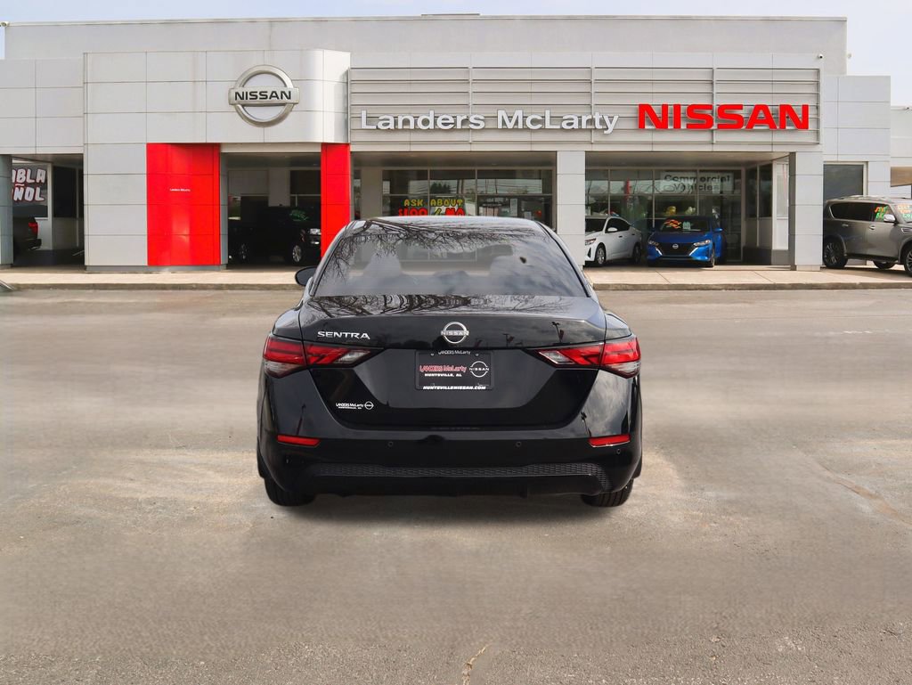 Used 2025 Nissan Sentra S image 4