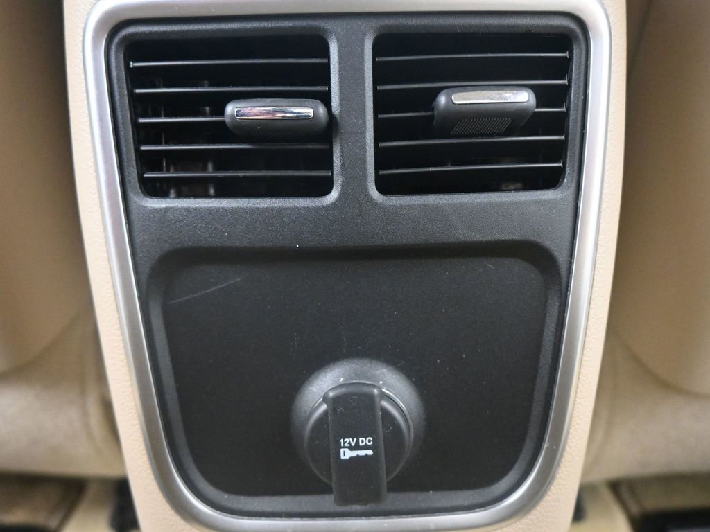 Used 2013 Chrysler 300 Base image 16