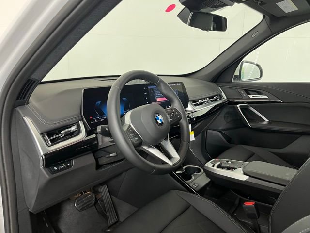 Used 2026 BMW X1 xDrive28i w/ Convenience Package AWD/4WD image 9