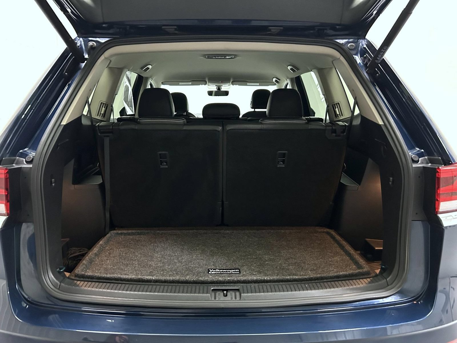Used 2023 Volkswagen Atlas SE AWD/4WD image 22