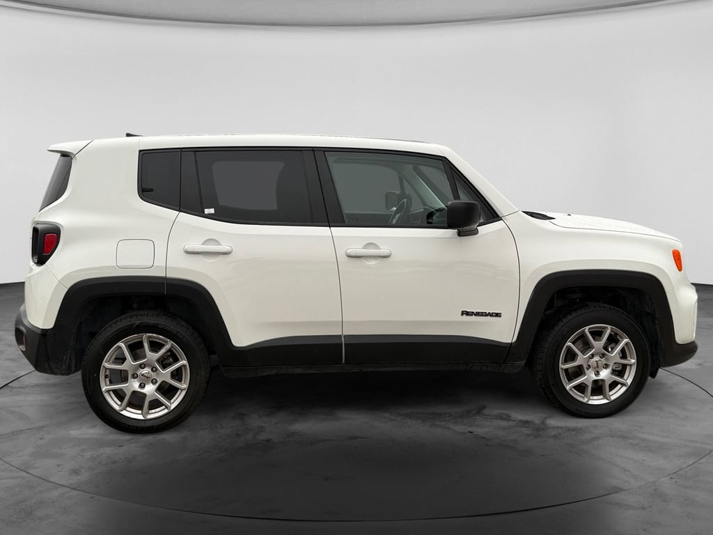 Used 2023 Jeep Renegade Latitude AWD/4WD image 11