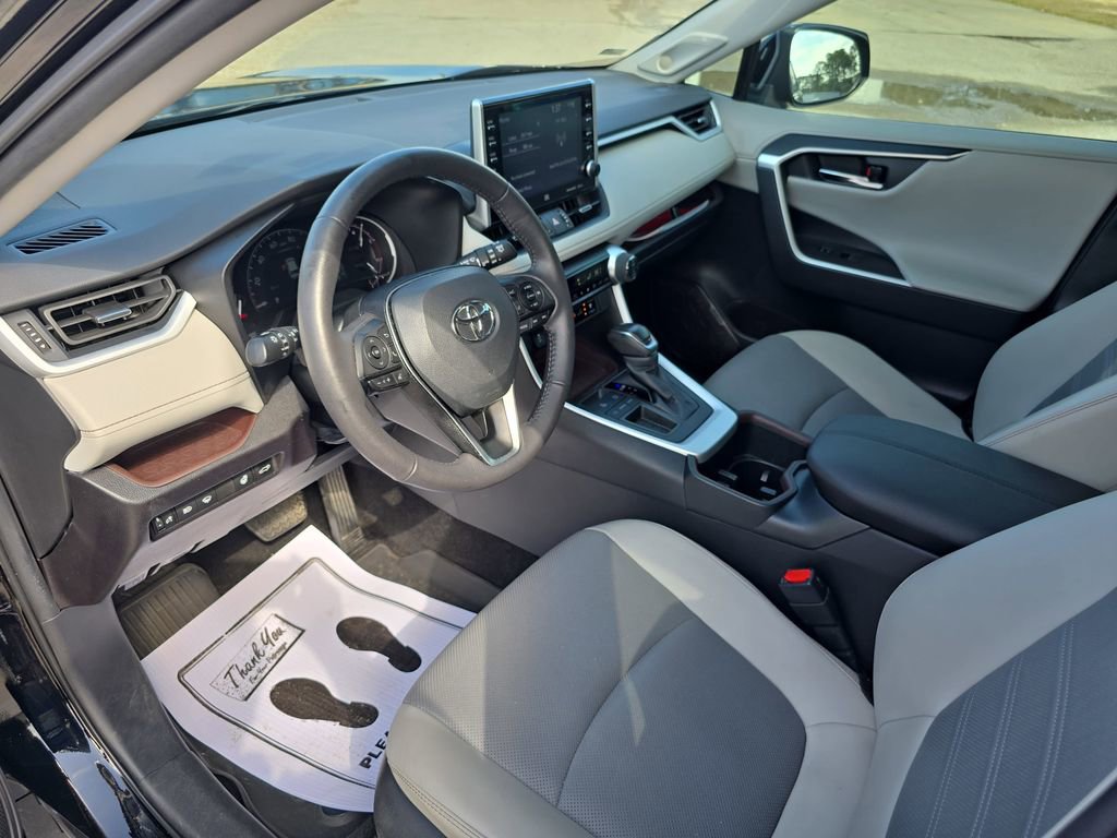 Used 2022 Toyota RAV4 Limited w/ Limited Grade Weather Package image 13