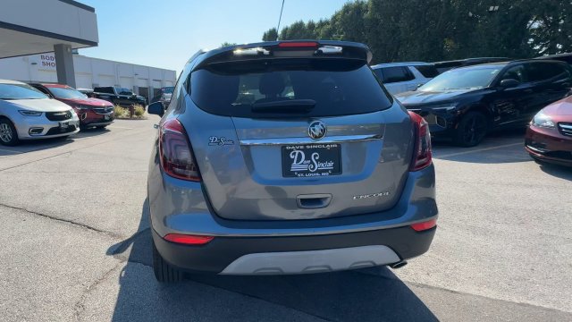Used 2020 Buick Encore Sport Touring w/ Safety Package FWD image 8