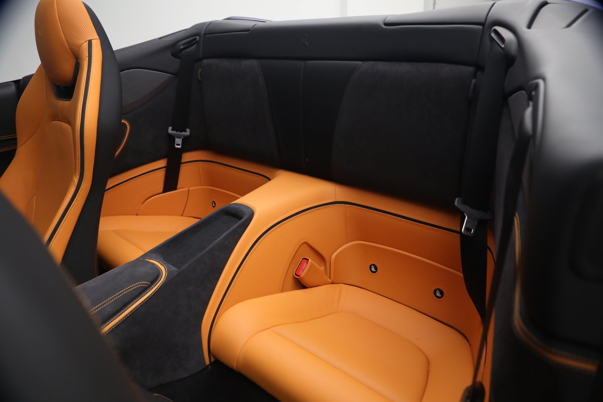 Certified 2023 Ferrari Portofino M RWD image 17