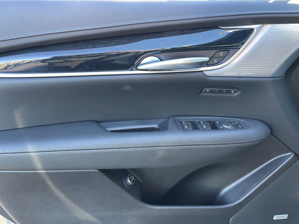 New 2025 Cadillac XT5 Premium Luxury w/ Technology Package image 7