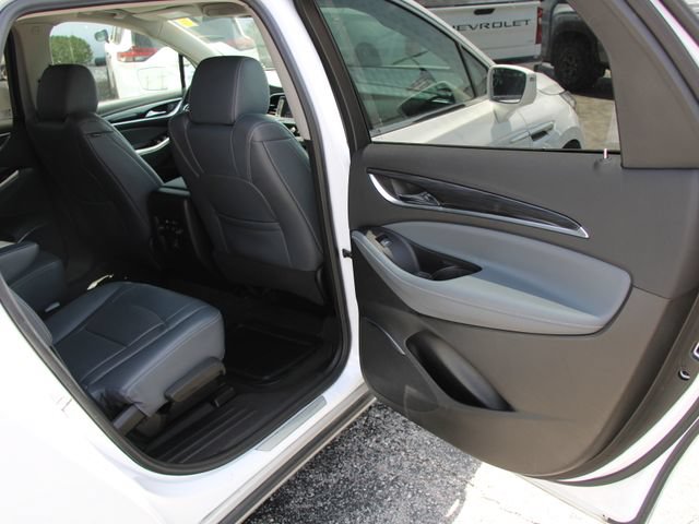 Used 2020 Buick Enclave Essence FWD image 31