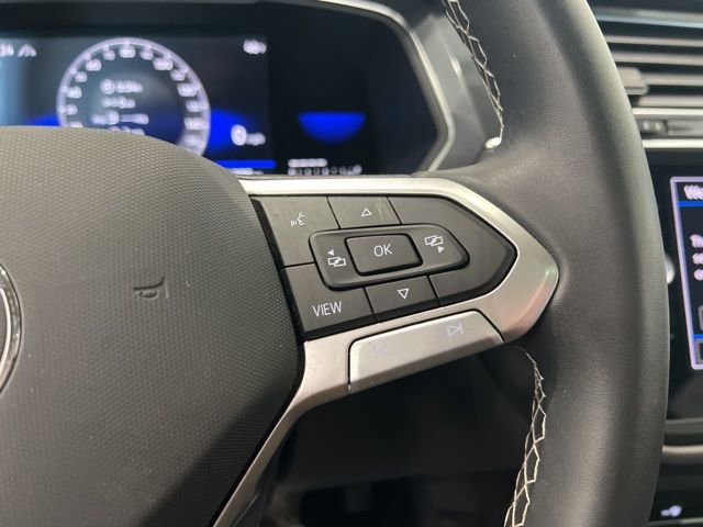 Used 2023 Volkswagen Tiguan SE w/ Panoramic Sunroof Package AWD/4WD image 28