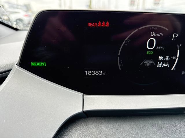 Used 2025 Toyota Prius LE image 24