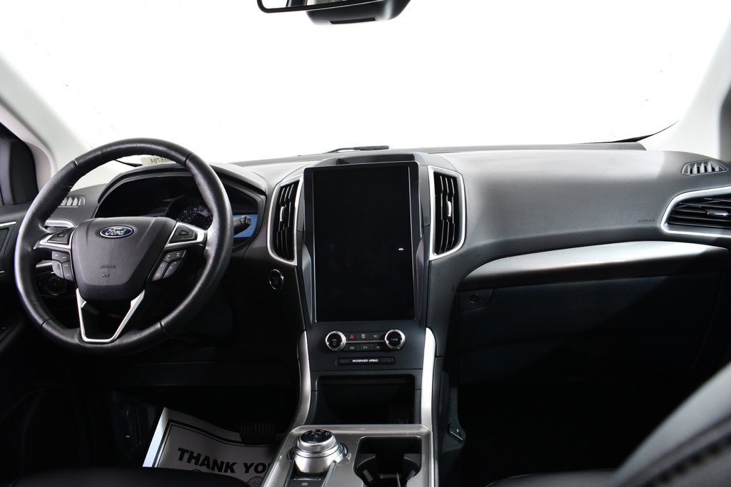Used 2023 Ford Edge SEL w/ Convenience Package image 7