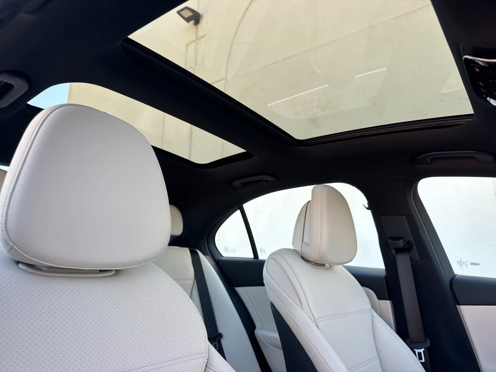 New 2026 Mercedes-Benz C 300 4MATIC Sedan image 16