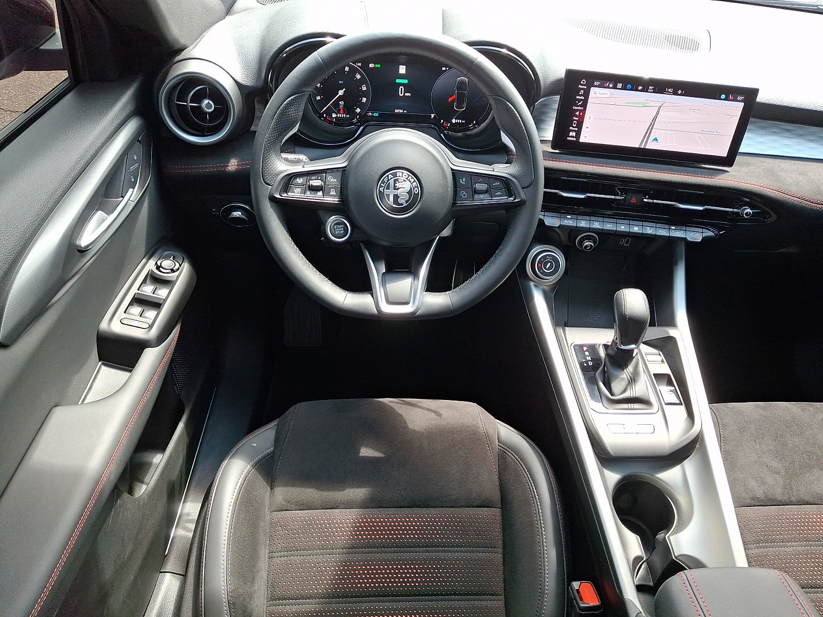 Used 2024 Alfa Romeo Tonale Ti w/ Active Assist Package AWD/4WD image 11