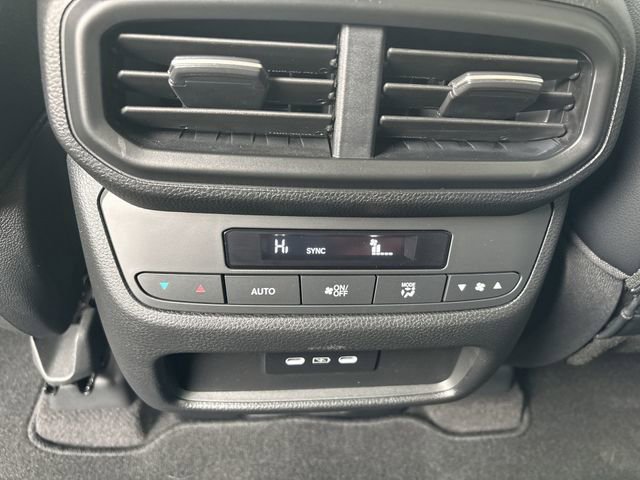 Used 2025 Honda Pilot EX-L image 28