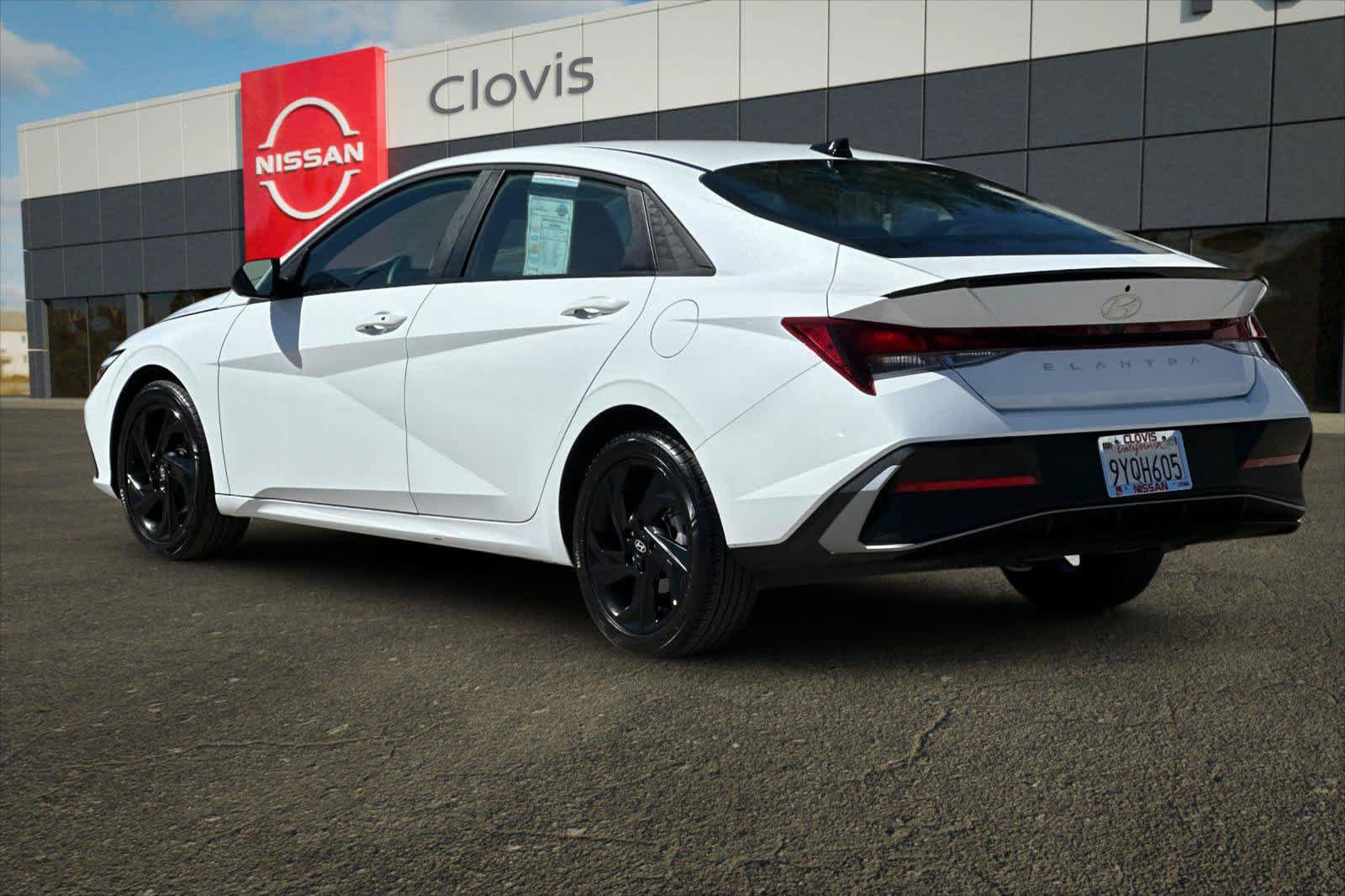 Used 2026 Hyundai Elantra Sport FWD image 6