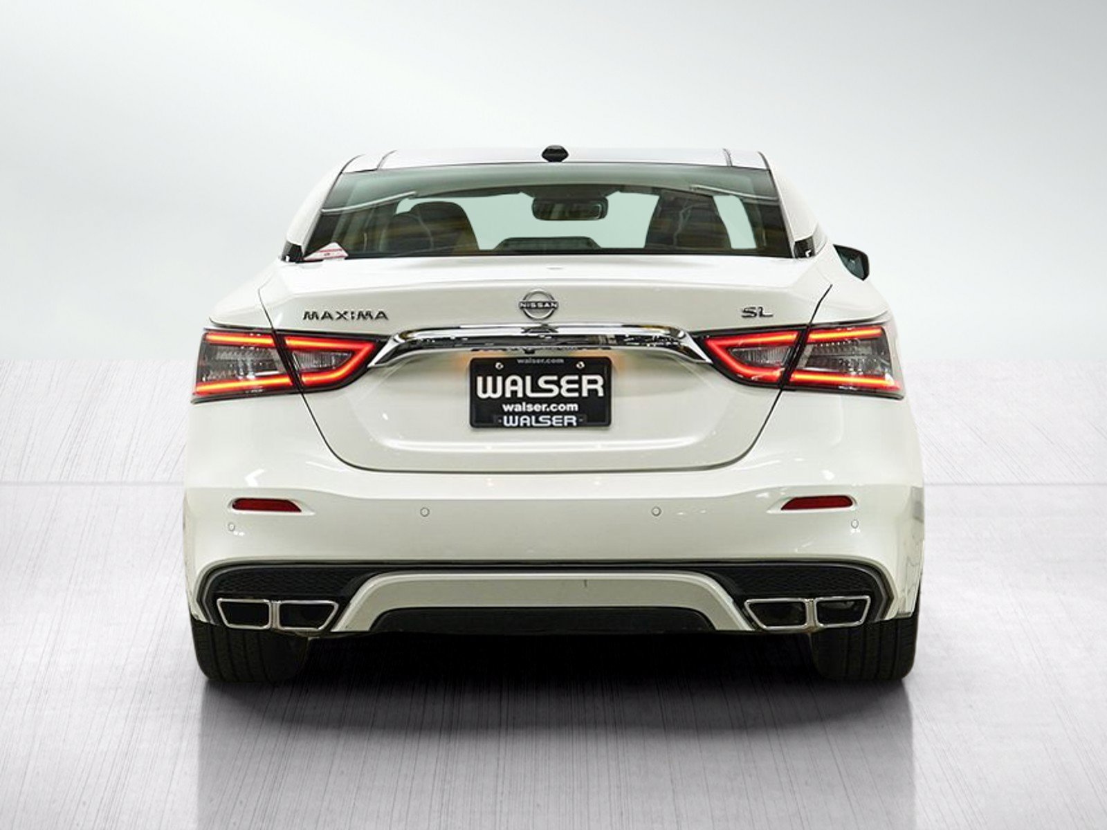 Used 2023 Nissan Maxima SL FWD image 4