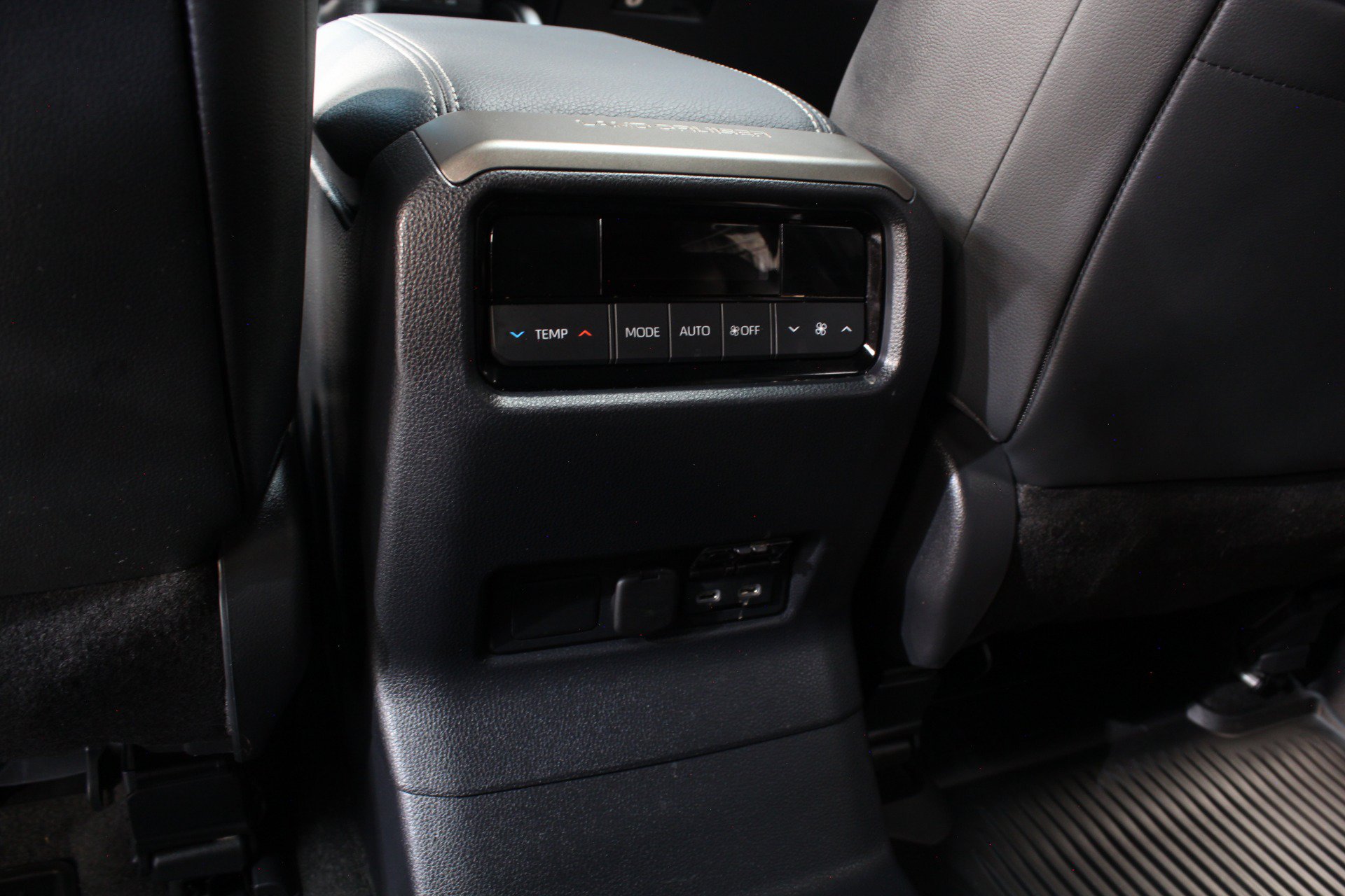 Used 2025 Toyota Land Cruiser w/ Premium Package AWD/4WD image 51