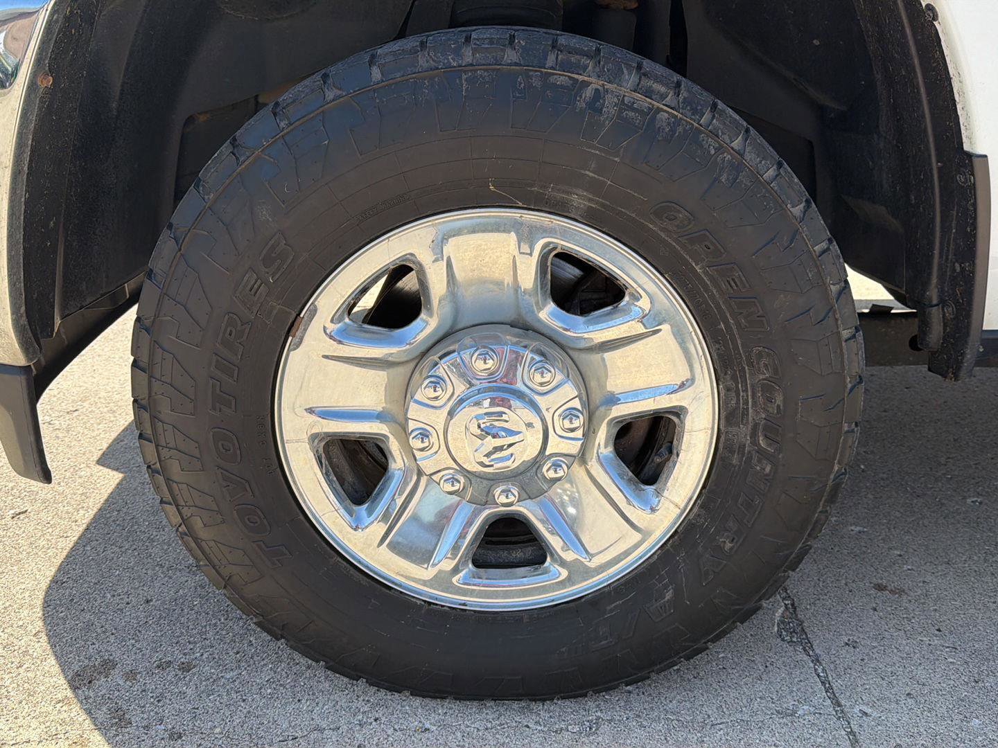 Used 2021 RAM 2500 Tradesman w/ Chrome Appearance Group AWD/4WD image 14