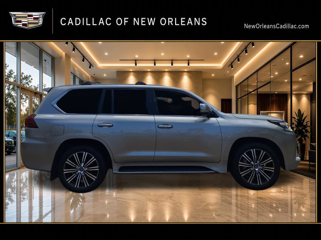 Used 2021 Lexus LX 570 4WD w/ Luxury Package image 2