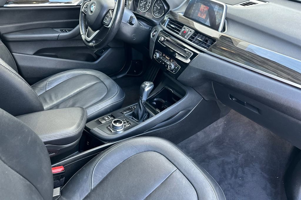 Used 2018 BMW X1 sDrive28i image 17