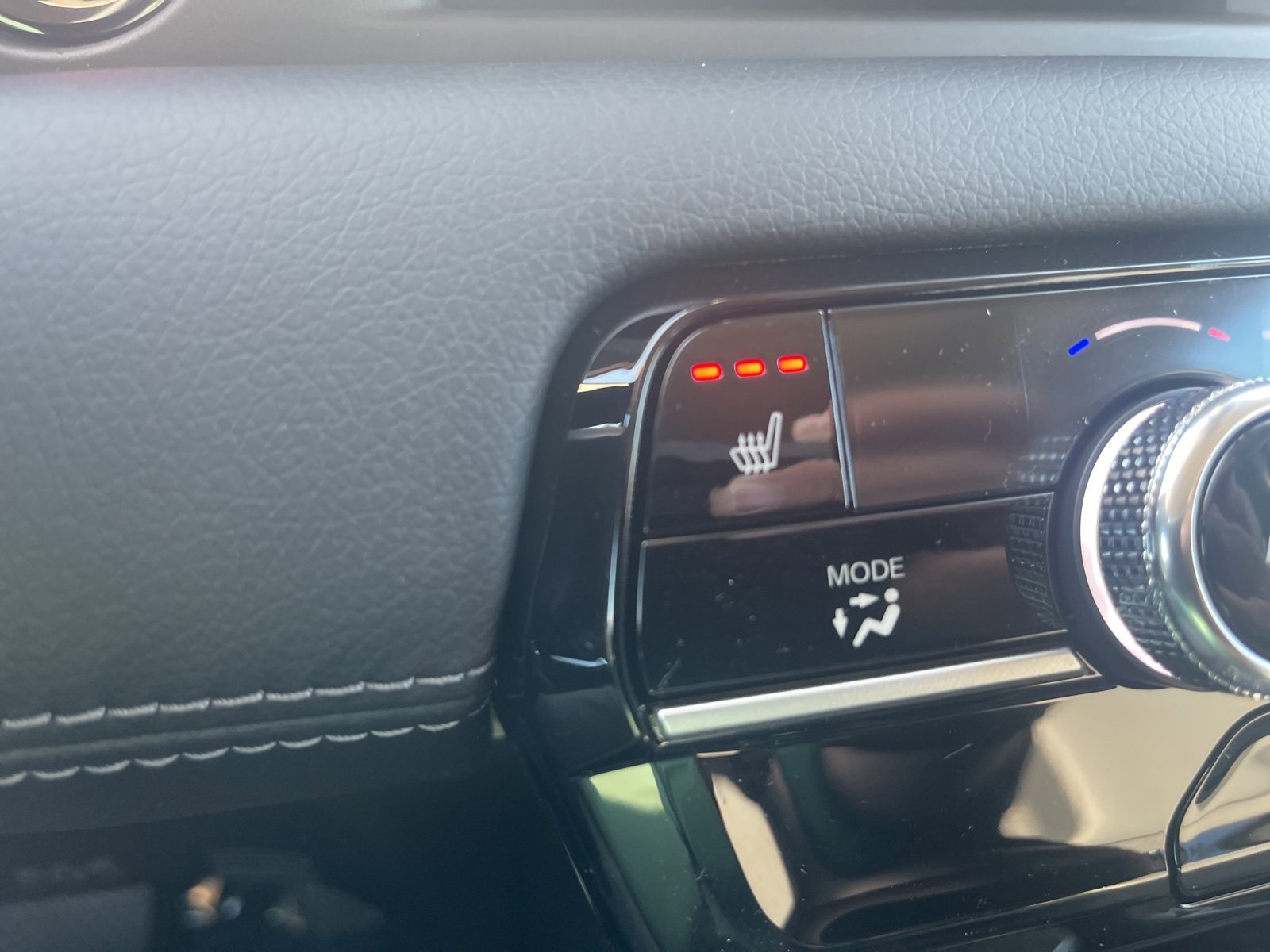 New 2025 Honda Pilot Touring image 32