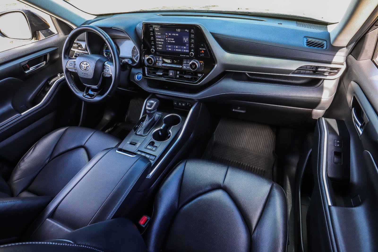 Used 2021 Toyota Highlander XLE image 36