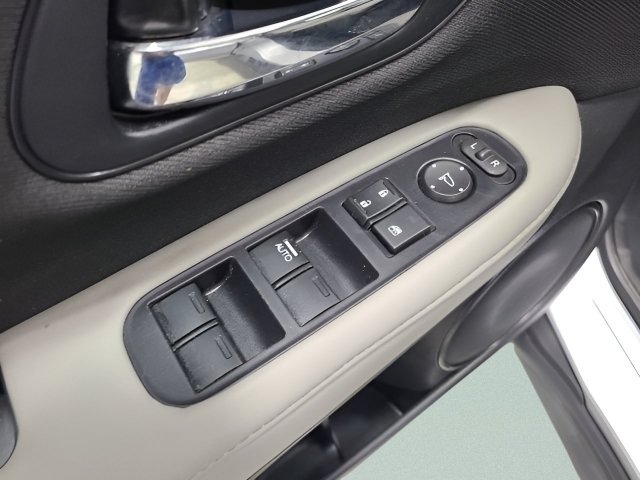 Used 2021 Honda HR-V LX image 19