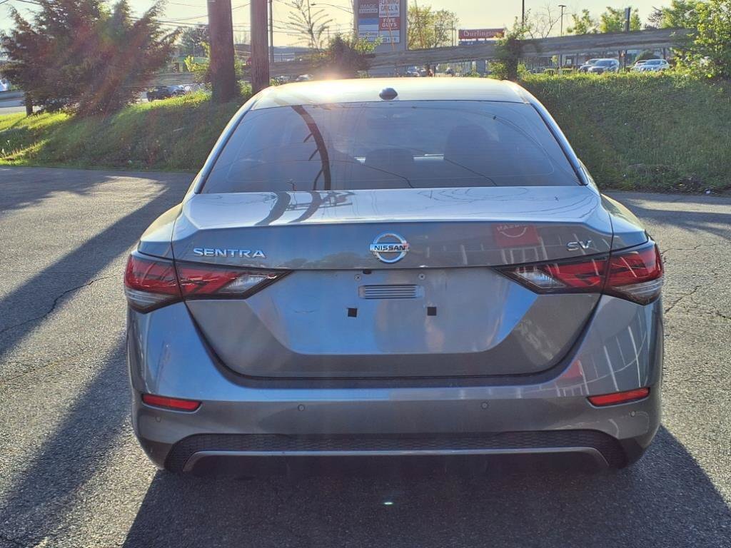 Used 2020 Nissan Sentra SV w/ Electronics Package FWD image 5