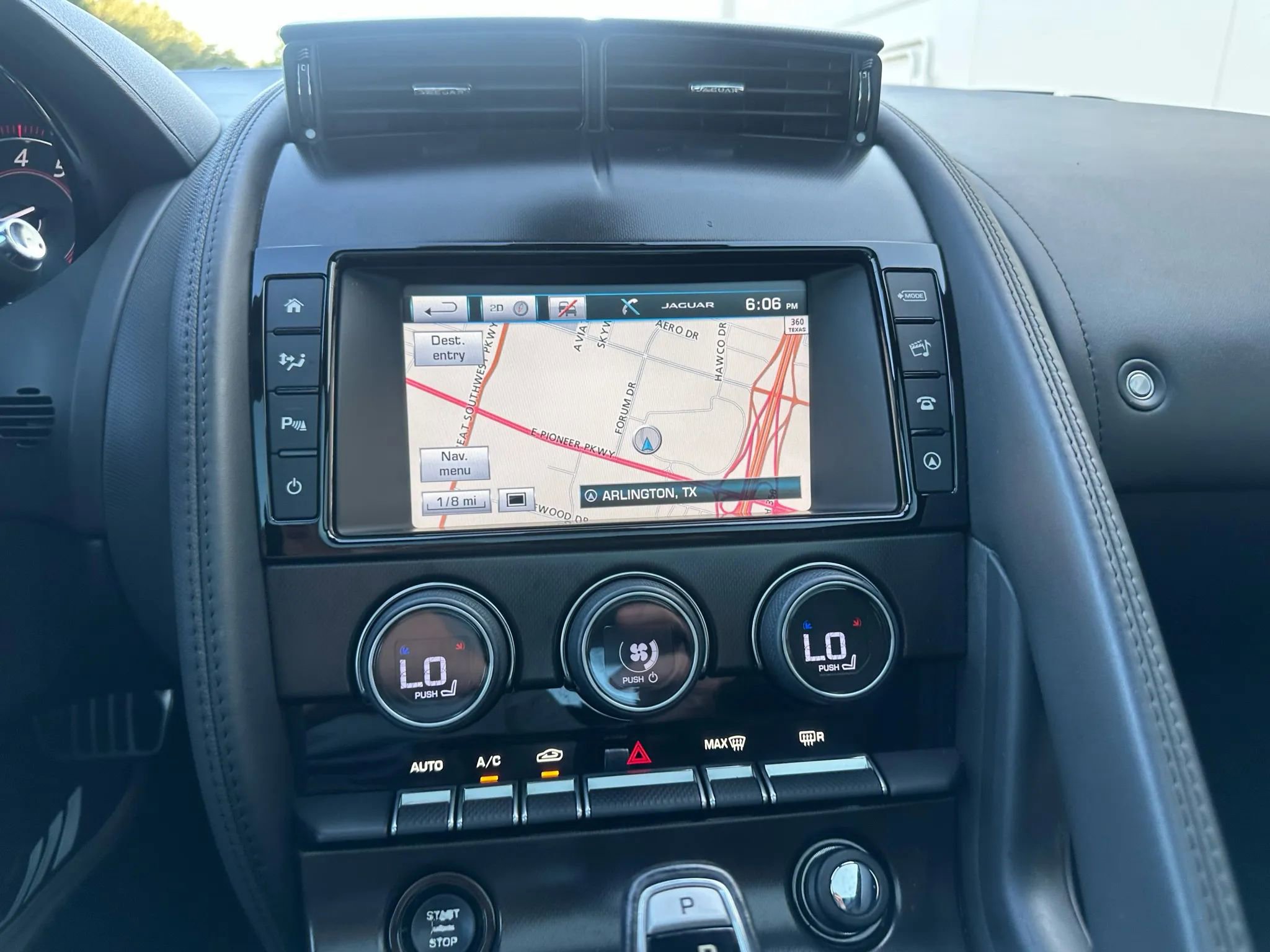 Used 2016 Jaguar F-TYPE S image 31