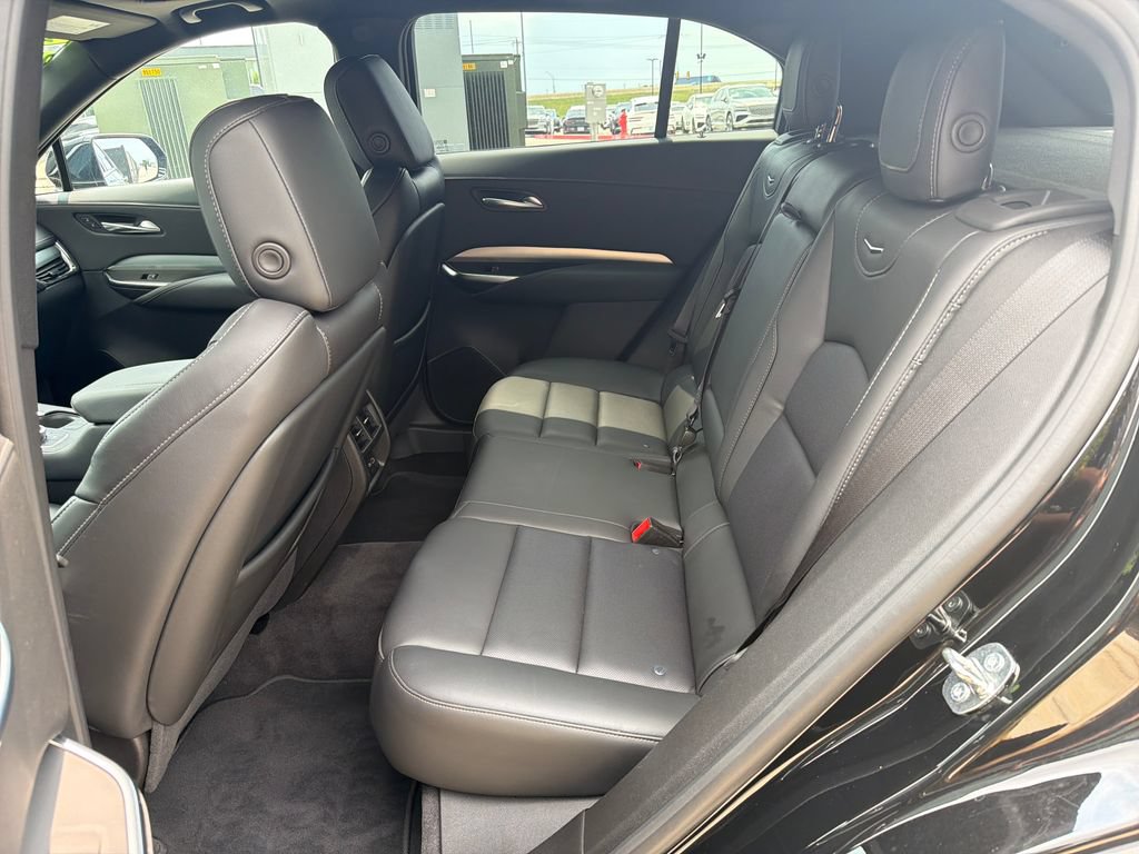 Used 2023 Cadillac XT4 Premium Luxury w/ Technology Package FWD image 22