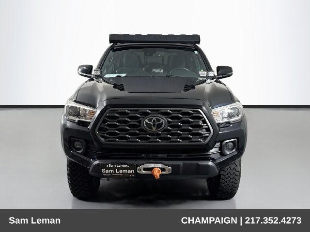 Used 2020 Toyota Tacoma TRD Off-Road AWD/4WD image 2