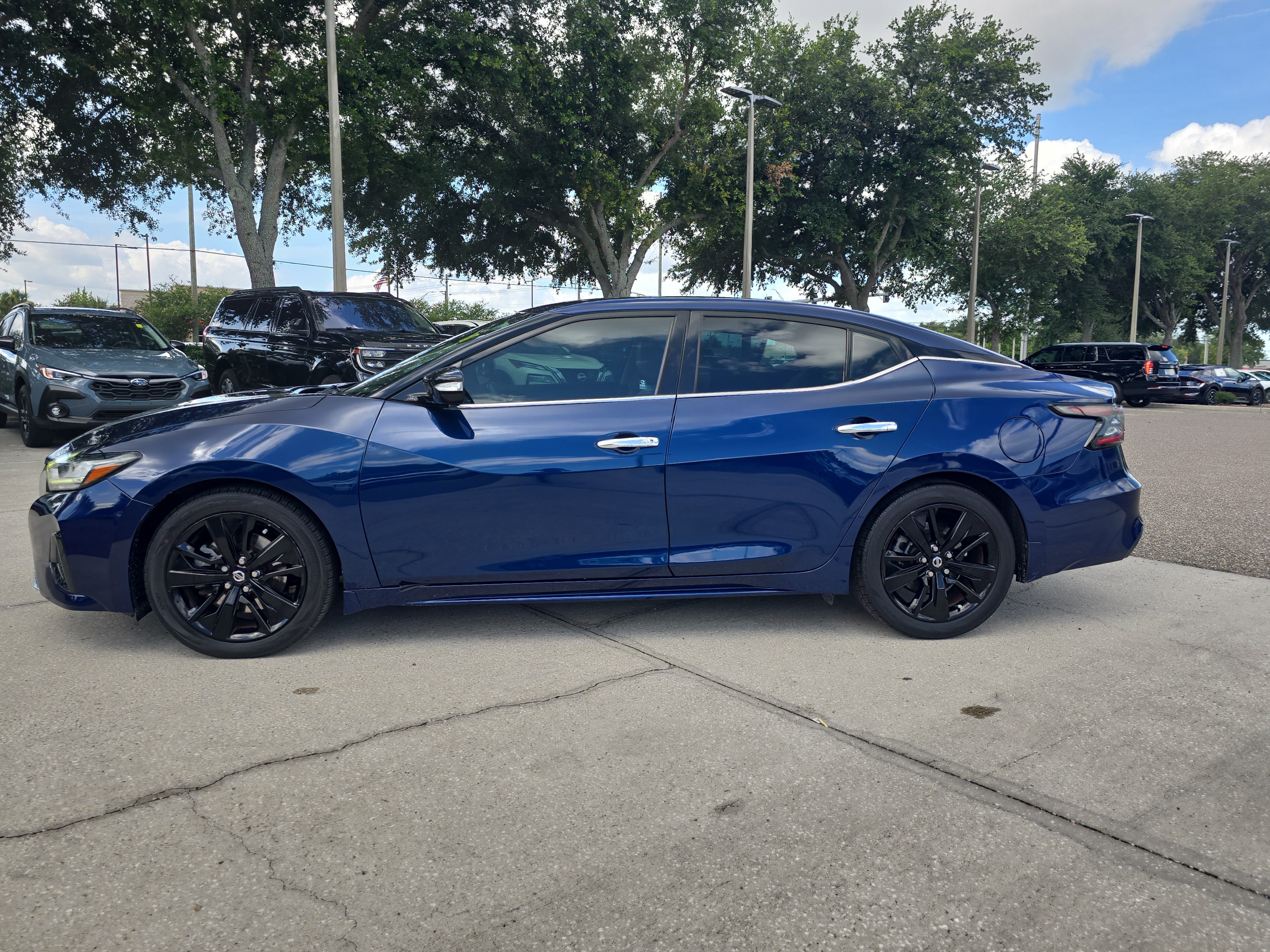 Used 2020 Nissan Maxima 3.5 SV w/ Floor Mat Group FWD image 5