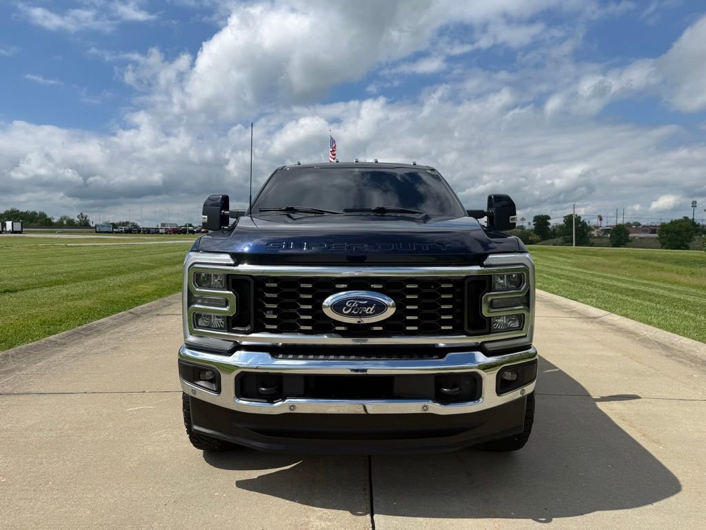 Used 2023 Ford F350 Lariat w/ Lariat Ultimate Package AWD/4WD image 9