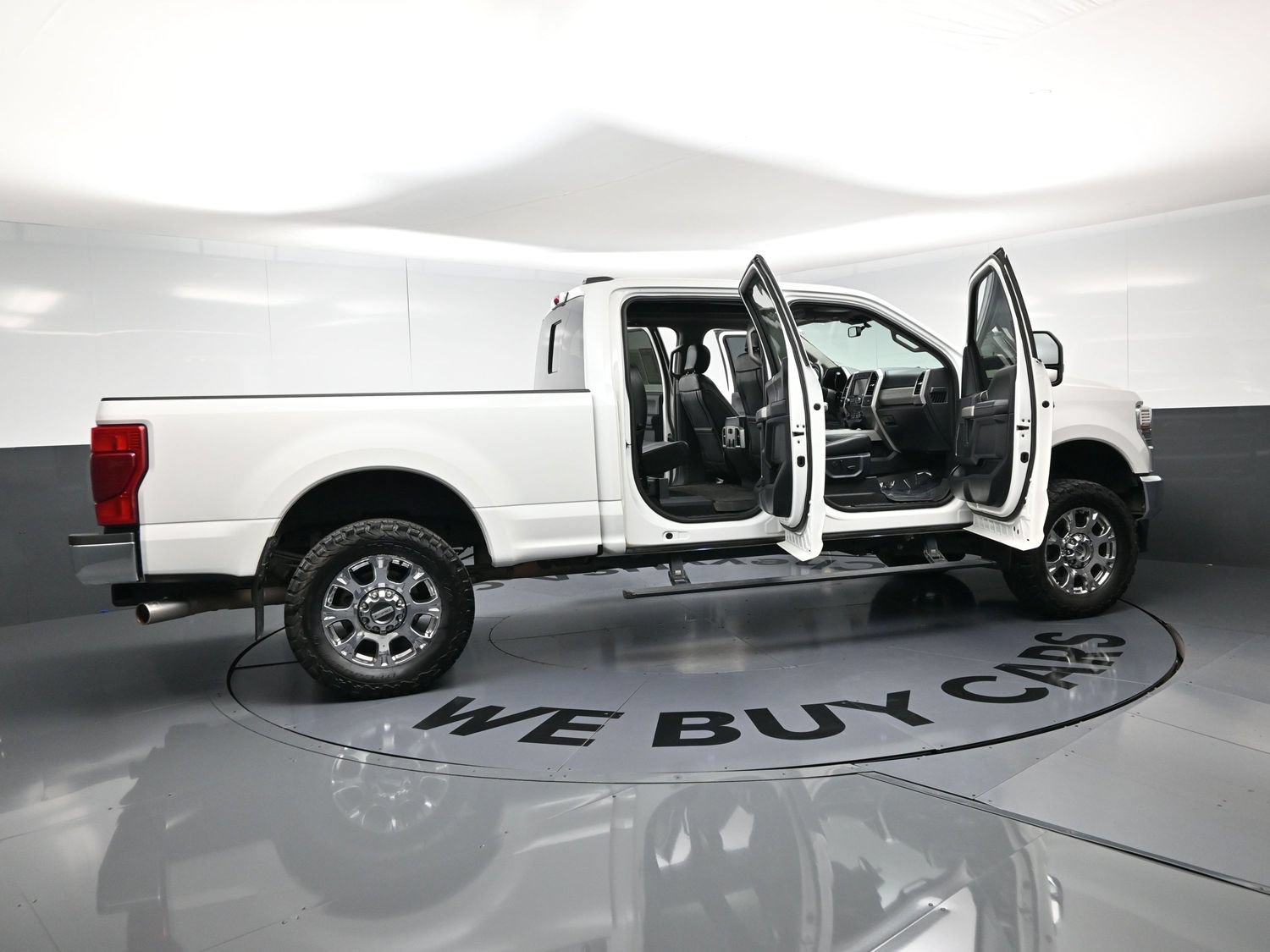 Used 2020 Ford F250 Lariat w/ Lariat Ultimate Package AWD/4WD image 26