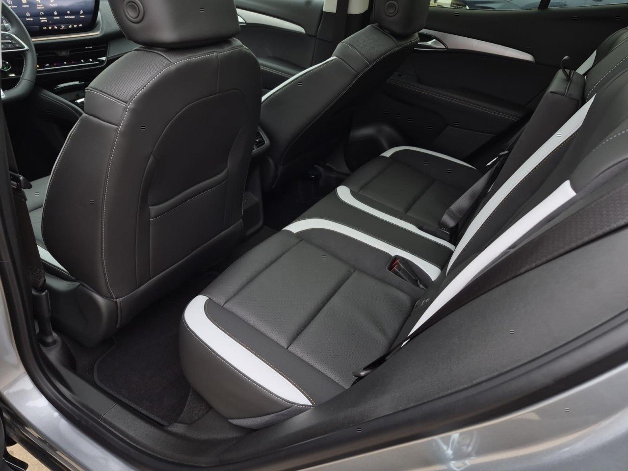 New 2026 Buick Envision Sport Touring AWD/4WD image 11