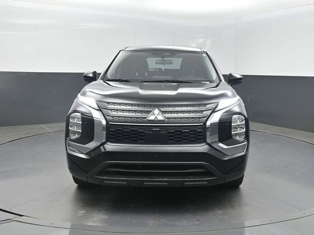 Used 2022 Mitsubishi Outlander ES AWD/4WD image 32