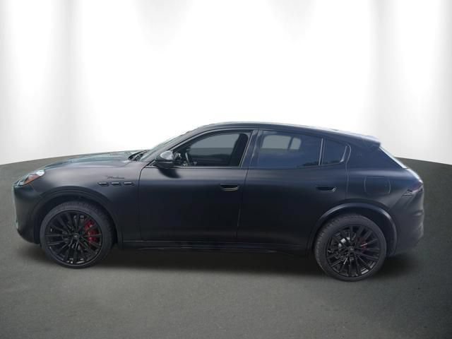 Used 2023 Maserati Grecale Modena AWD/4WD image 14