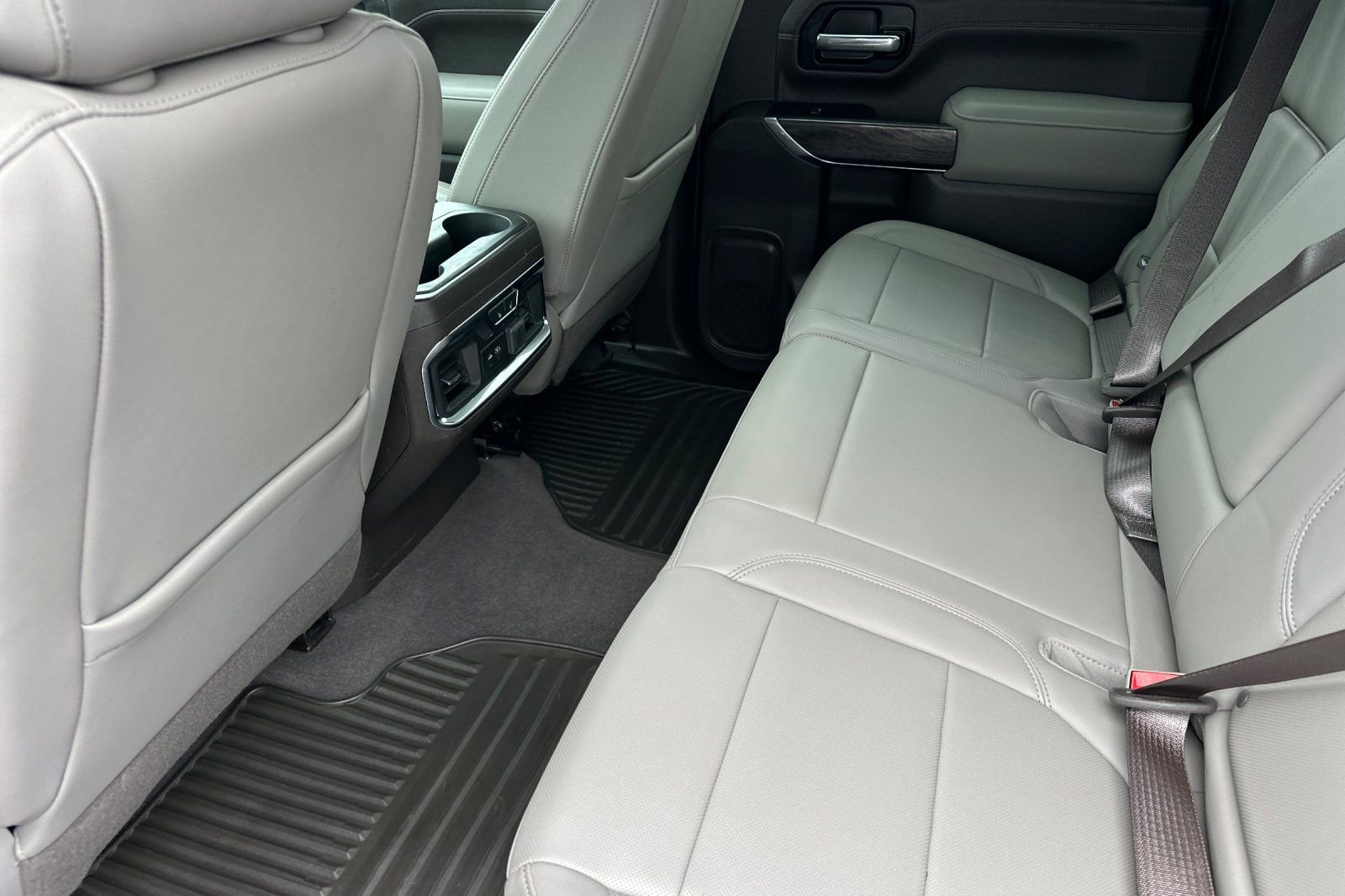 Used 2020 Chevrolet Silverado 2500 LTZ w/ LTZ Premium Package image 14