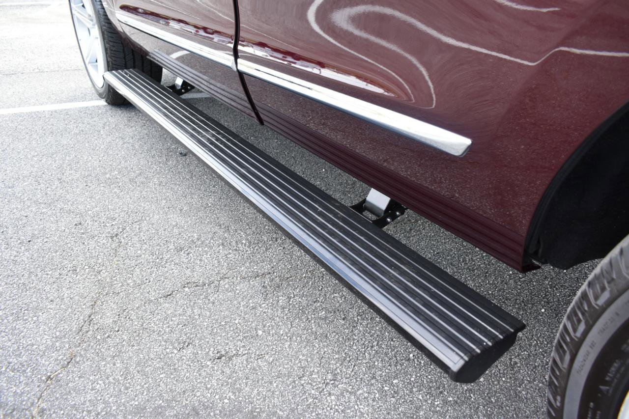 Used 2018 Lincoln Navigator Select RWD image 10