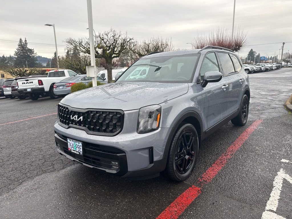 Used 2024 Kia Telluride SX X-Line image 3