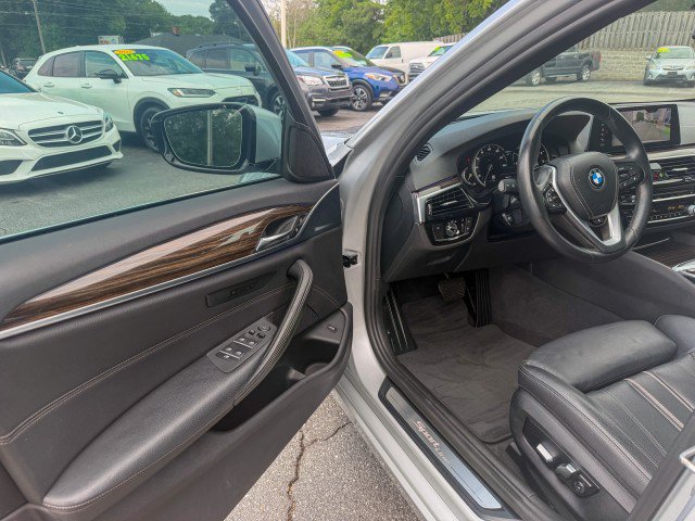 Used 2017 BMW 530i RWD image 15