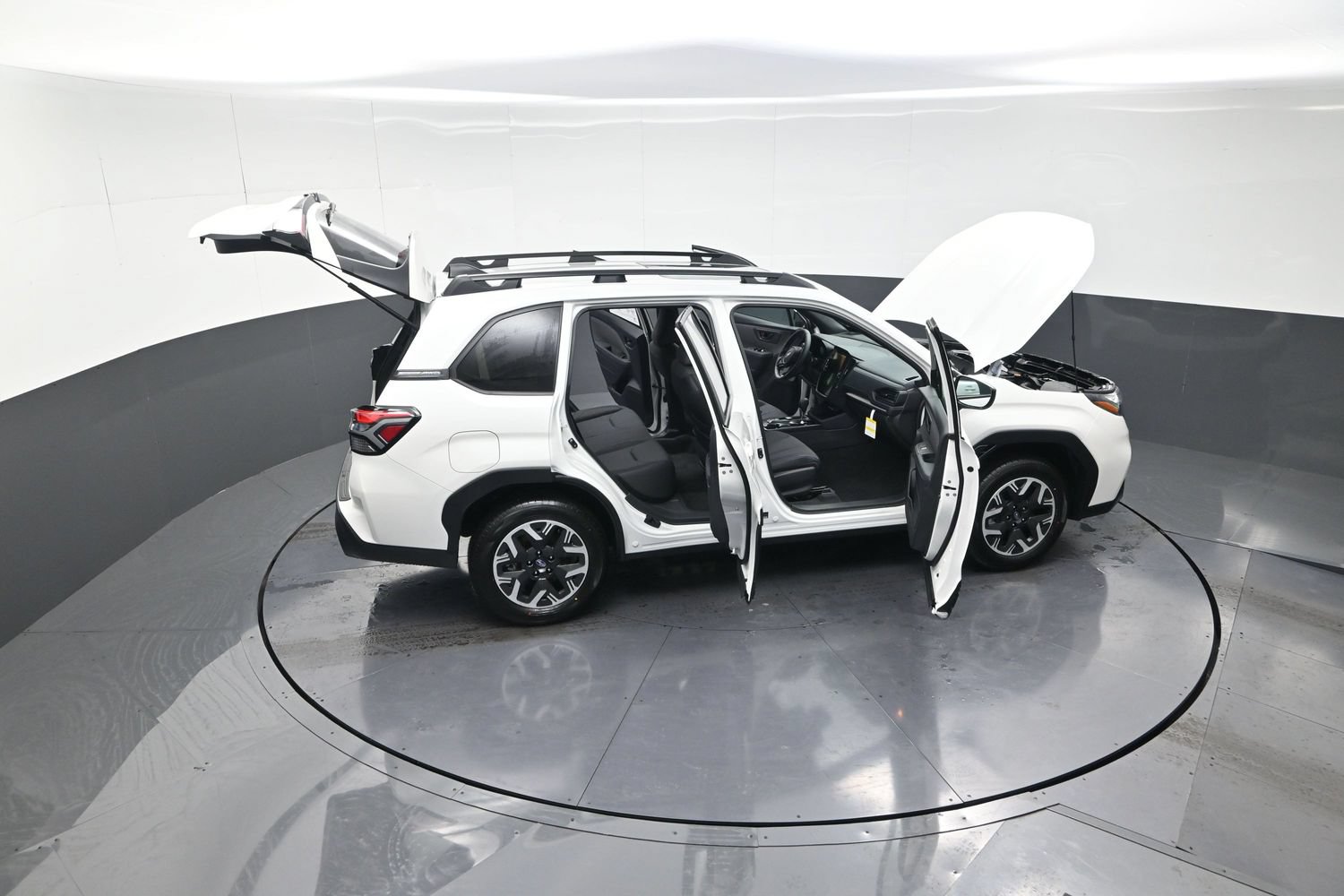 Used 2026 Subaru Forester Premium AWD/4WD image 14