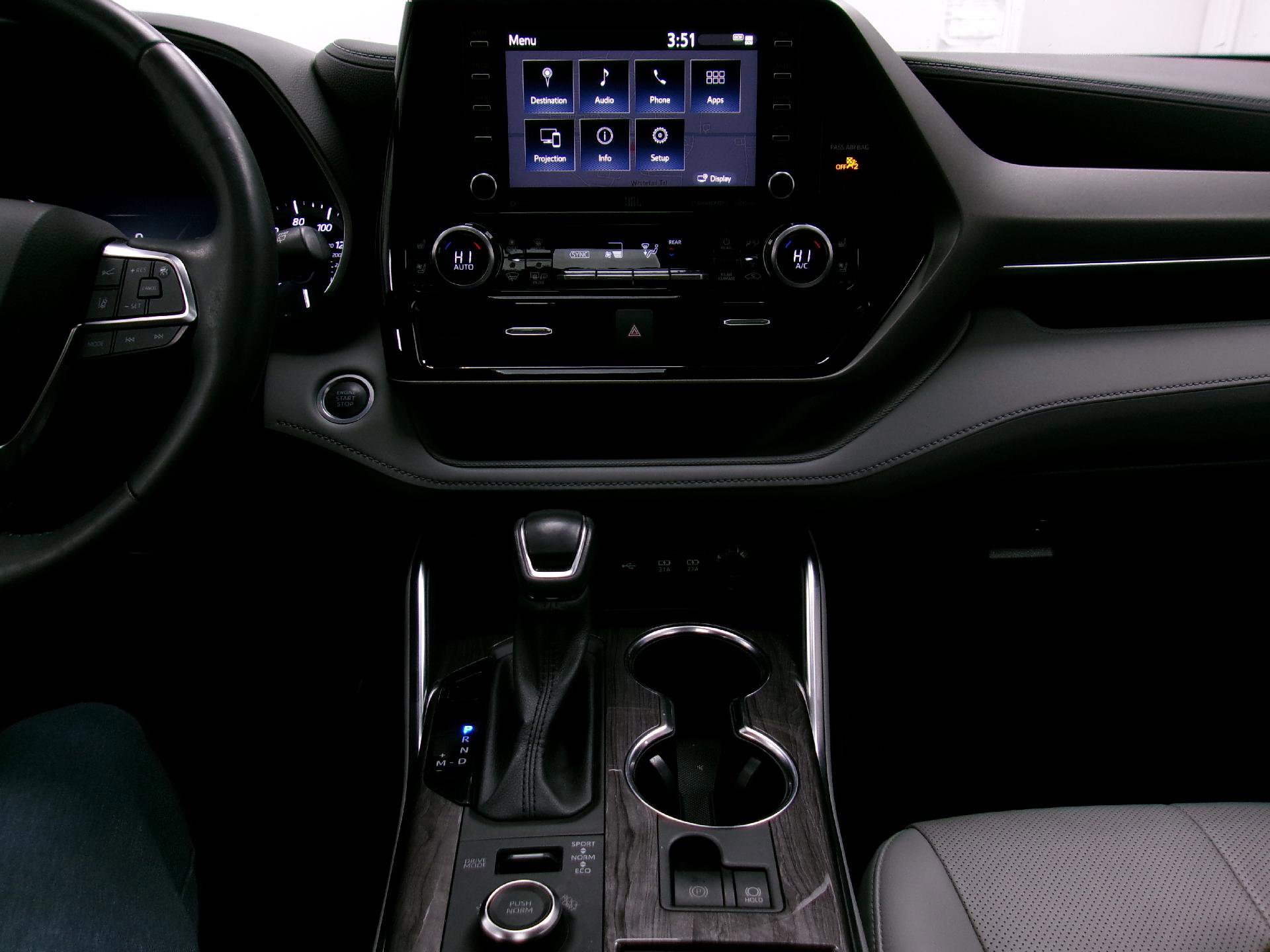 Used 2021 Toyota Highlander Limited image 13