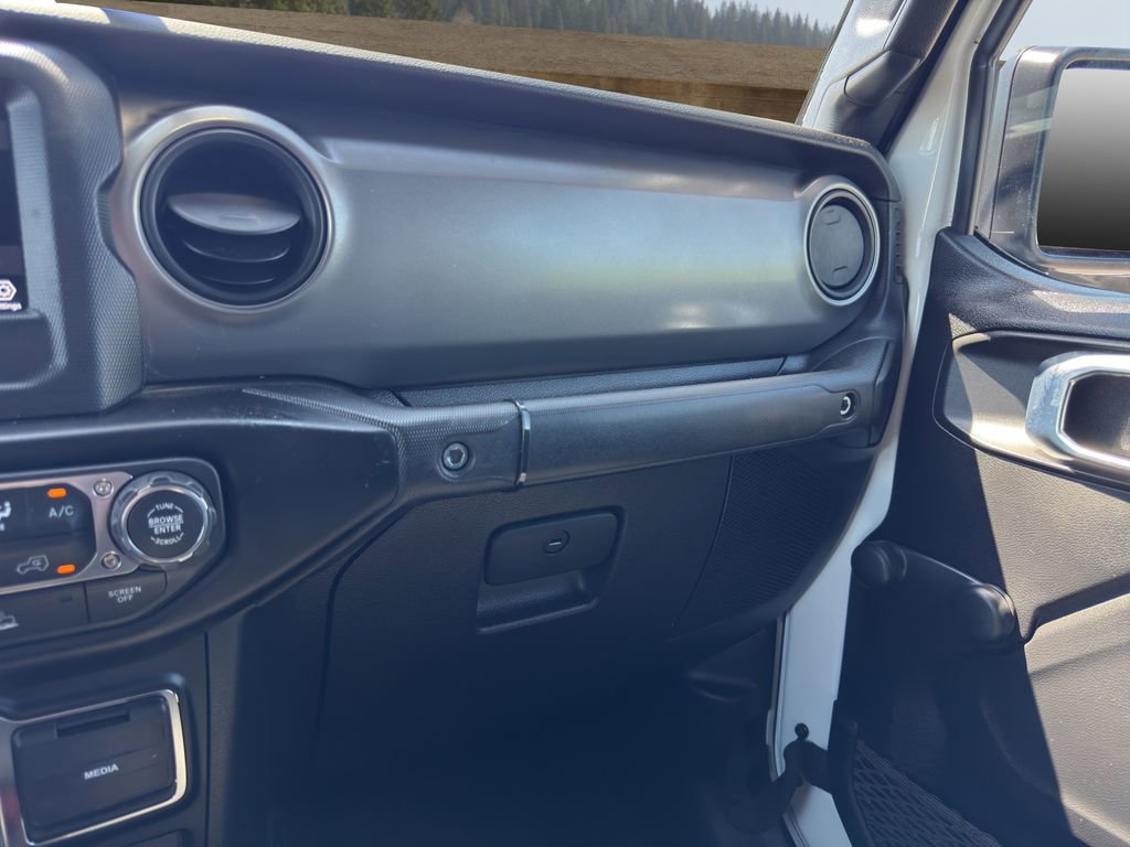 Used 2022 Jeep Gladiator Sport AWD/4WD image 34