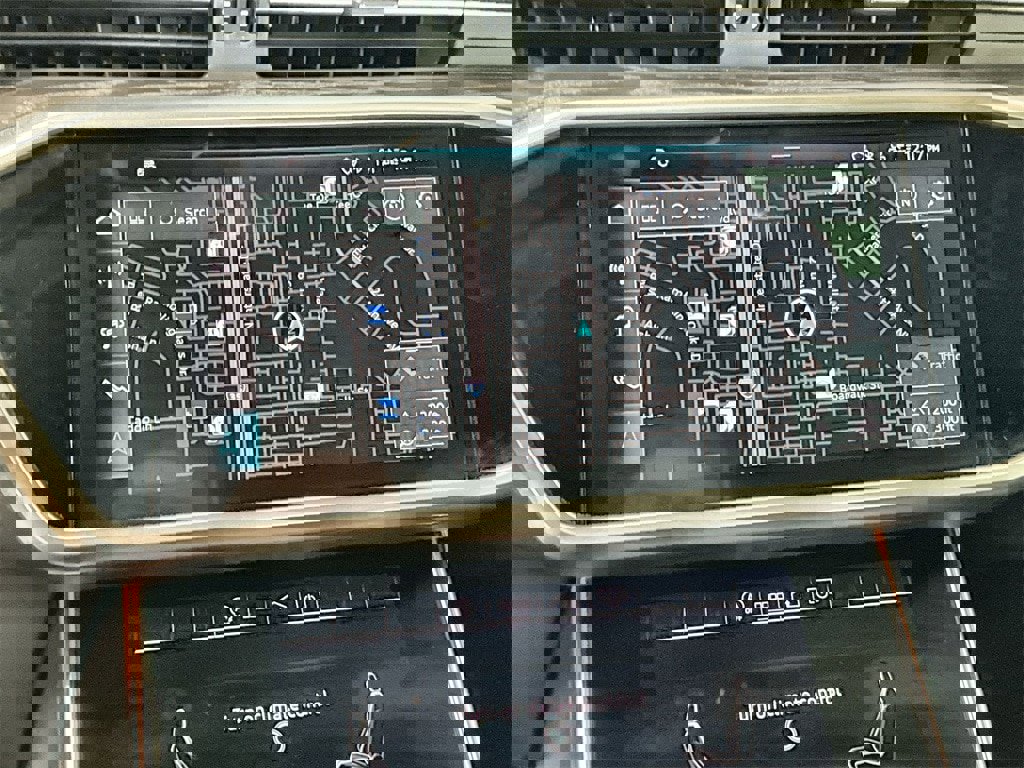 Used 2024 Audi A6 Premium Plus image 21